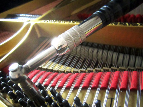 Piano tuning by ear